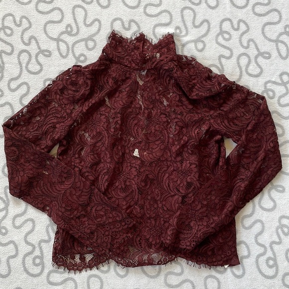 Aritzia Wilfred Lace Long Sleeve Blouse - Picture 2 of 8